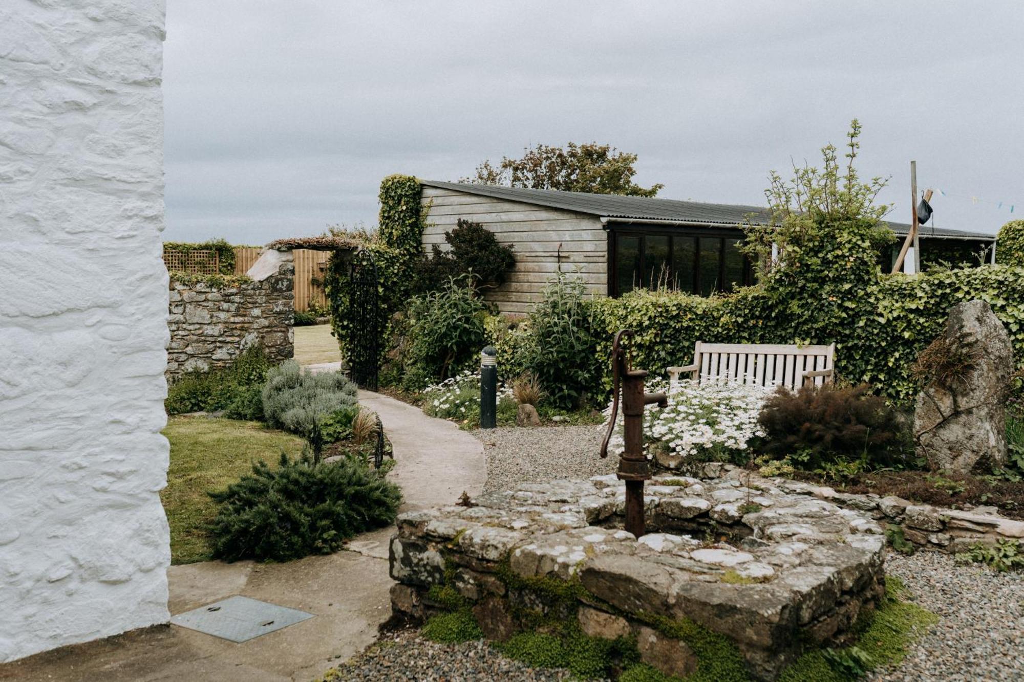 Treleddyn Farmhouse เซนต์เดวิดส์ ภายนอก รูปภาพ