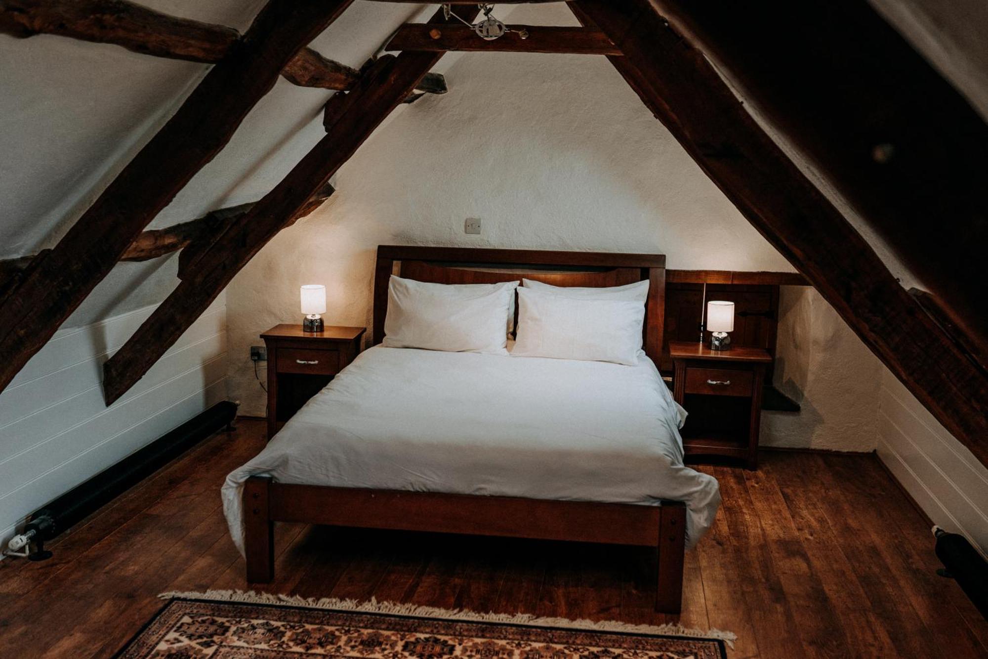 Treleddyn Farmhouse เซนต์เดวิดส์ ภายนอก รูปภาพ