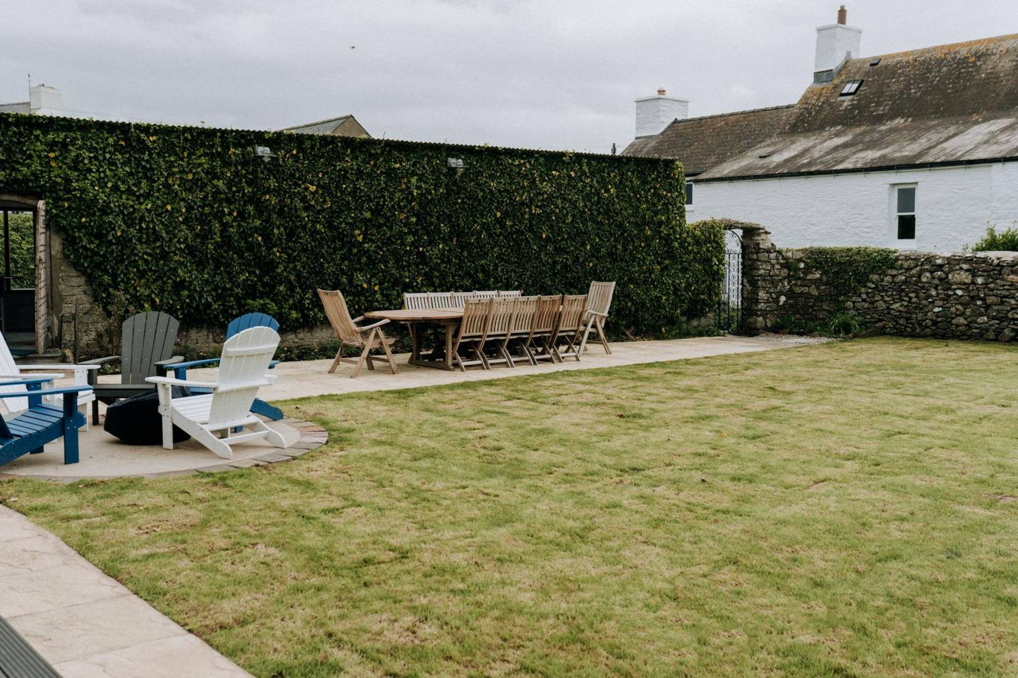 Treleddyn Farmhouse เซนต์เดวิดส์ ภายนอก รูปภาพ