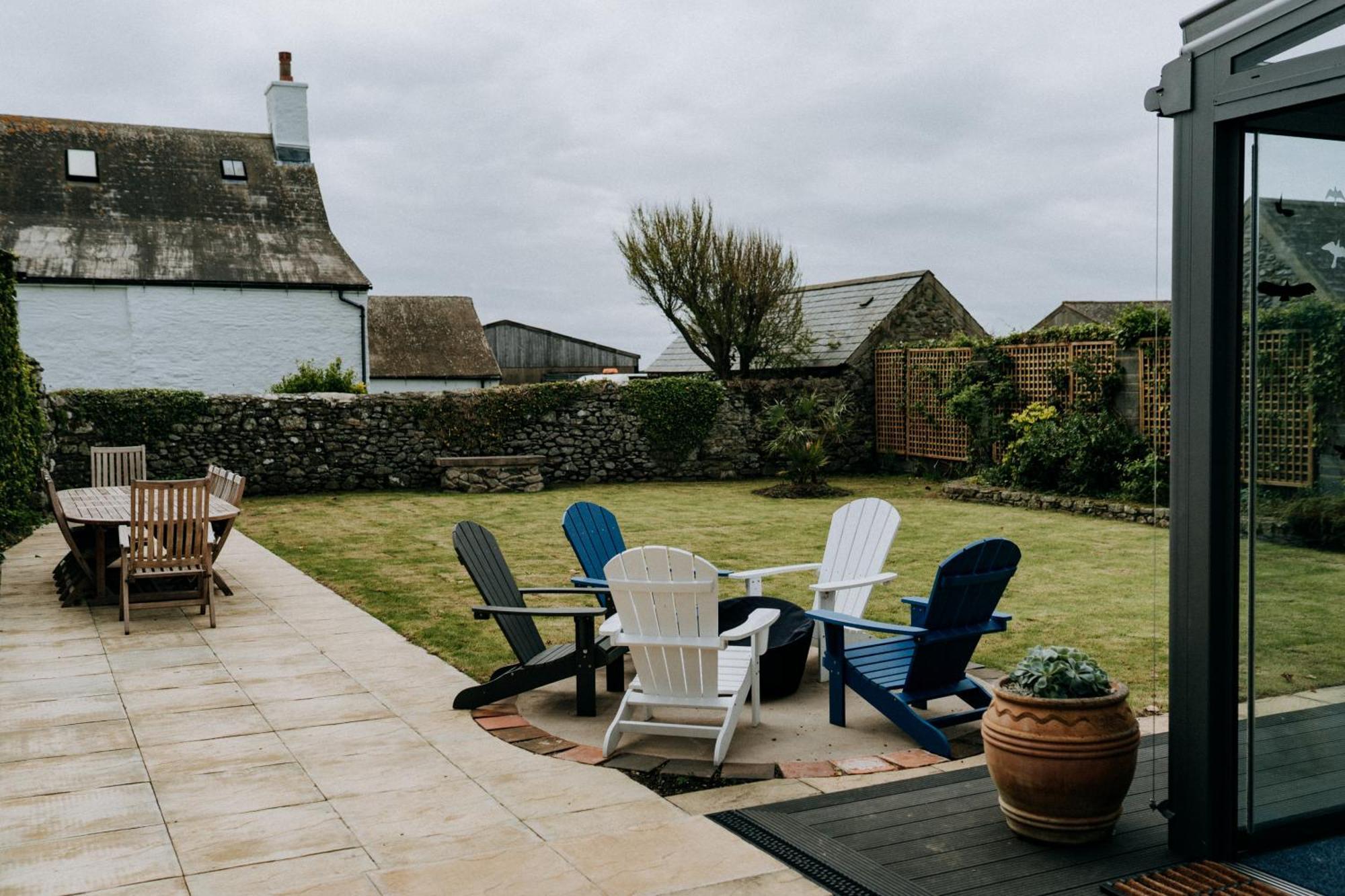 Treleddyn Farmhouse เซนต์เดวิดส์ ภายนอก รูปภาพ
